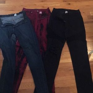 3 pair of jeans